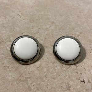 Vintage White & Silver Round Clip On Earrings